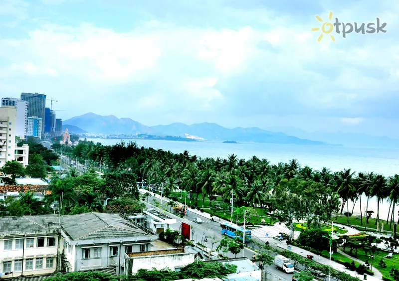 Фото отеля Dai Duong Hotel 2* Nha Trang Vietnamas išorė ir baseinai