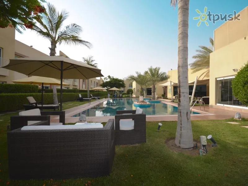 Фото отеля Coral Boutique Villas Hotel 5* Дубай ОАЭ экстерьер и бассейны