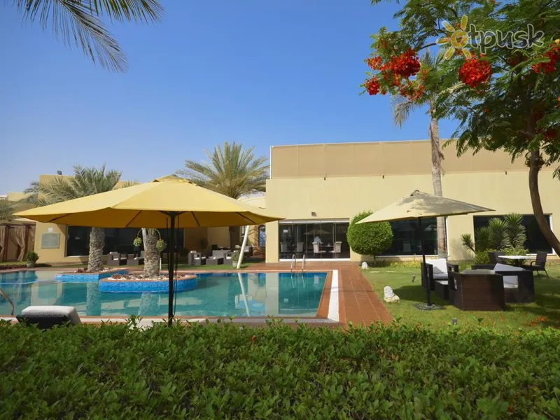 Фото отеля Coral Boutique Villas Hotel 5* Дубай ОАЭ экстерьер и бассейны
