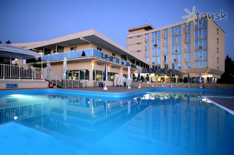 Фото отеля Garden Suites Park 4* Пореч Хорватія екстер'єр та басейни