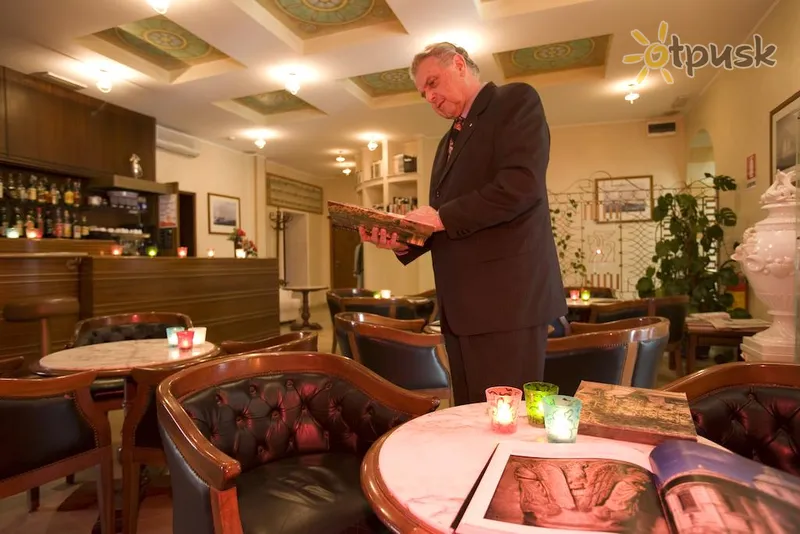 Фото отеля Parigi Hotel 4* Бордігера Італія бари та ресторани