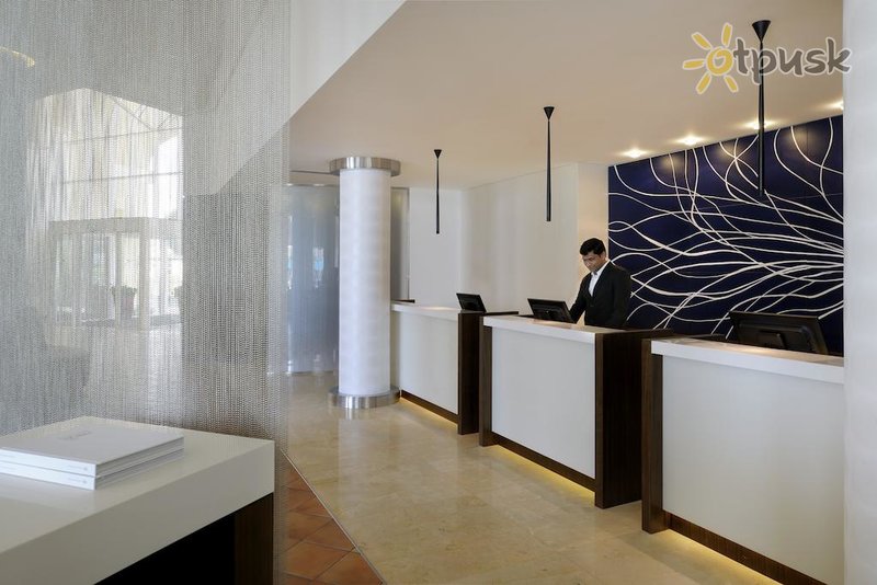 Фото отеля Copthorne Lakeview Hotel Dubai, Green Community 4* Дубай ОАЭ лобби и интерьер