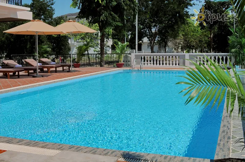 Фото отеля Verano Beach Hotel 3* Нячанг В'єтнам екстер'єр та басейни