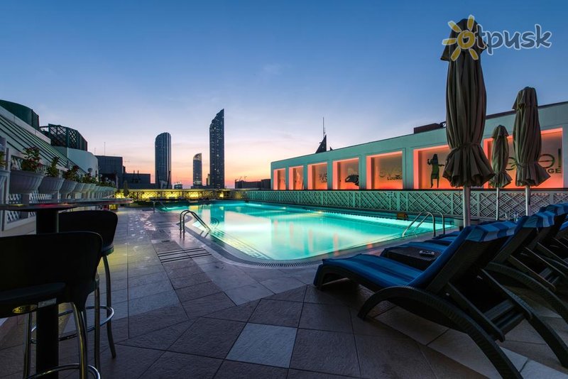 Фото отеля Crowne Plaza Abu Dhabi 5* Абу Даби ОАЭ экстерьер и бассейны