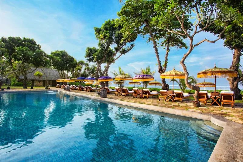 Фото отеля The Oberoi Bali 5* Семиньяк (о. Бали) Индонезия экстерьер и бассейны