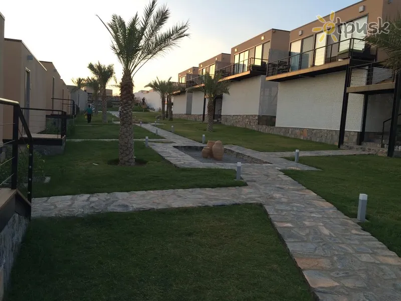 Фото отеля The View 3* Низва Оман экстерьер и бассейны