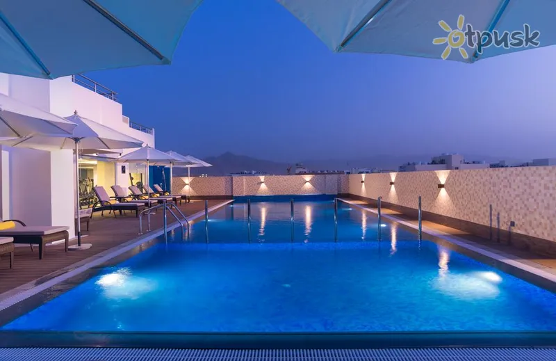 Фото отеля Centara Muscat Hotel Oman 4* Маскат Оман экстерьер и бассейны