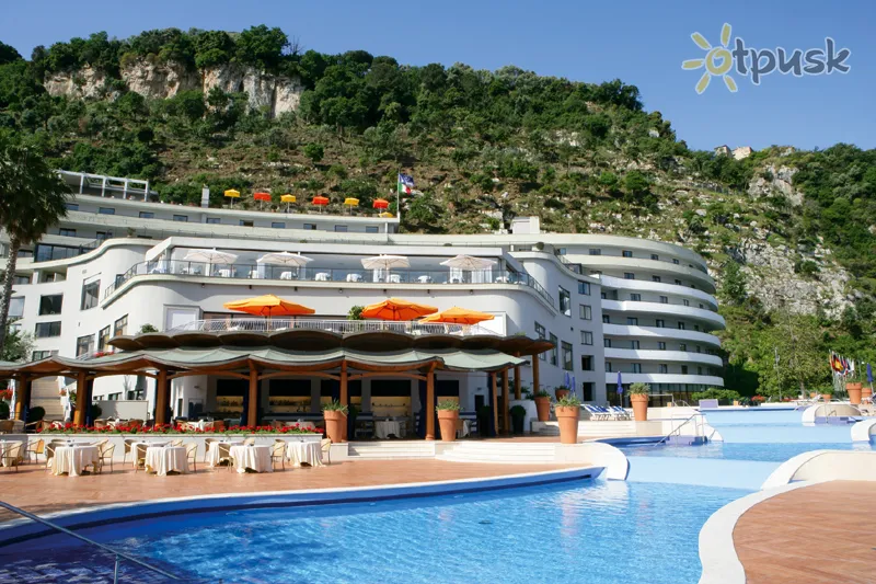 Фото отеля Hilton Sorrento Palace 4* Сорренто Італія екстер'єр та басейни