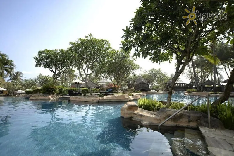 Фото отеля Pan Pacific Nirwana Bali Resort 5* Семиньяк (о. Бали) Индонезия экстерьер и бассейны