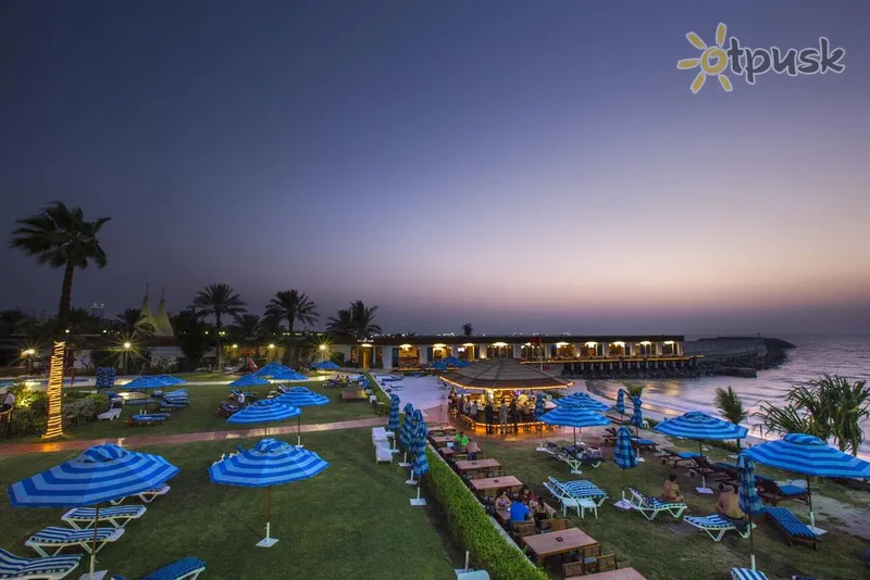 Фото отеля Dubai Marine Beach Resort & Spa 5* Dubajus JAE išorė ir baseinai