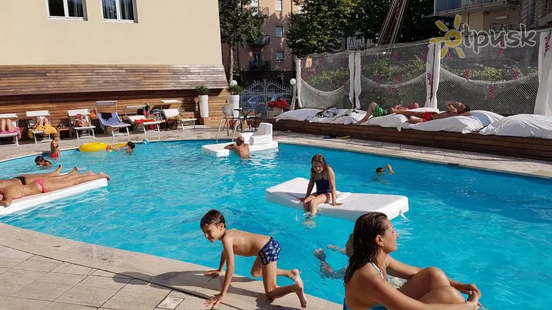 Фото отеля Villa Adriatica Ambienthotels 4* Rimini Itālija ārpuse un baseini