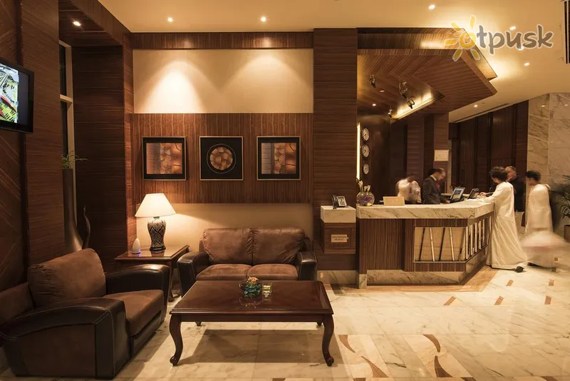 Фото отеля Residence Inn by Marriott Sheikh Zayed Road 4* Дубай ОАЭ лобби и интерьер
