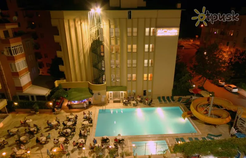 Фото отеля Kleopatra Beach Hotel 4* Alanija Turkija išorė ir baseinai