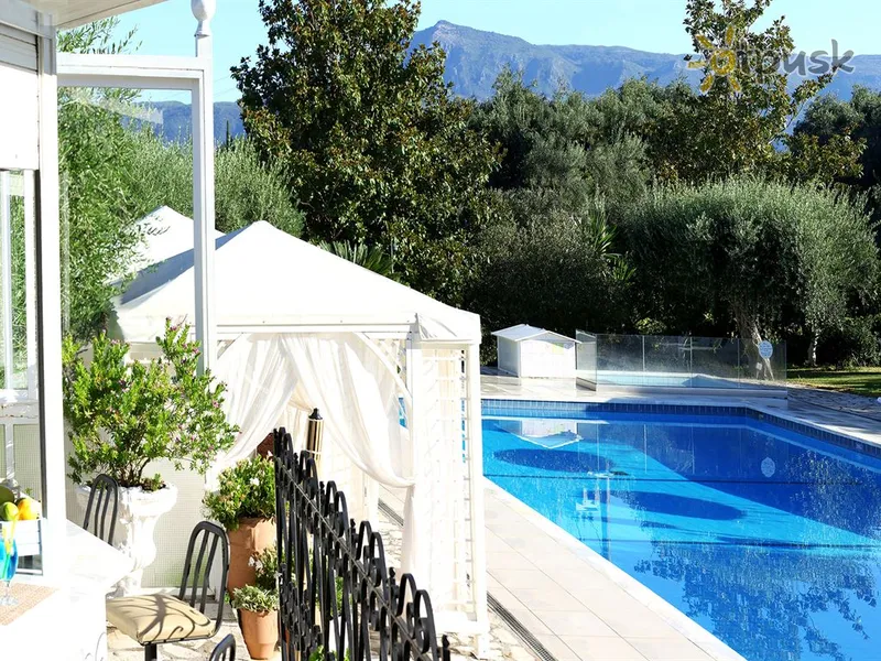 Фото отеля Nefeli Hotel 3* о. Корфу Греція екстер'єр та басейни