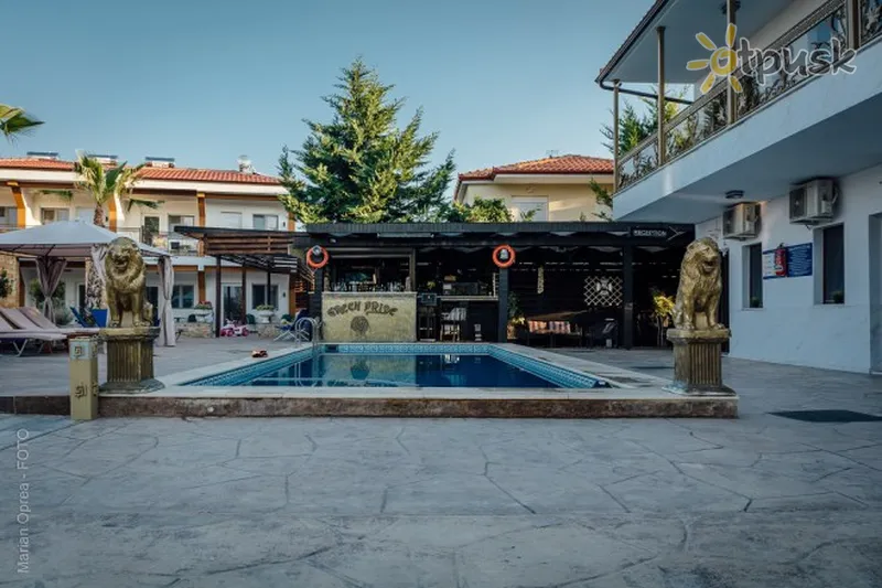 Фото отеля Greek Pride Ηotel & Apartments 4* Халкідікі – Кассандра Греція екстер'єр та басейни