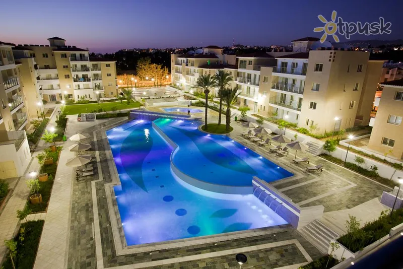 Фото отеля Elysia Park Luxury Holiday Residences 3* Пафос Кіпр екстер'єр та басейни