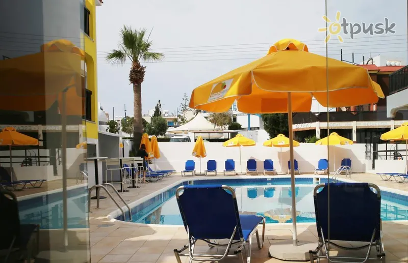 Фото отеля Sea Cleopatra Napa Hotel 3* Айя Напа Кіпр екстер'єр та басейни