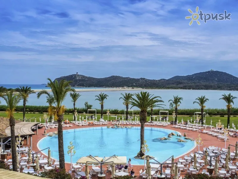 Фото отеля Pullman Almar Timi Ama Resort & Spa 5* о. Сардиния Италия экстерьер и бассейны