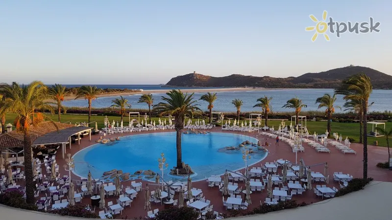 Фото отеля Pullman Almar Timi Ama Resort & Spa 5* о. Сардиния Италия экстерьер и бассейны