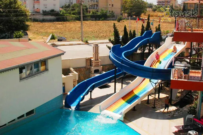 Фото отеля Cinar Family Suite Hotel 4* Сіде Туреччина аквапарк, гірки