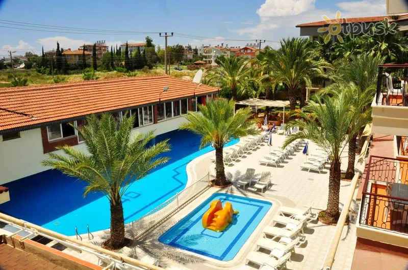 Фото отеля Cinar Family Suite Hotel 4* Šoninė Turkija išorė ir baseinai