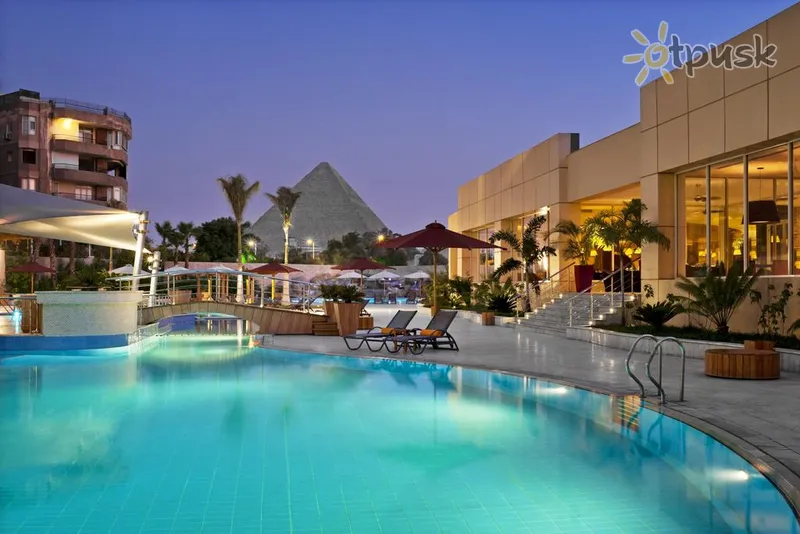Фото отеля Le Meridien Pyramids Hotel & Spa 5* Каїр Єгипет екстер'єр та басейни