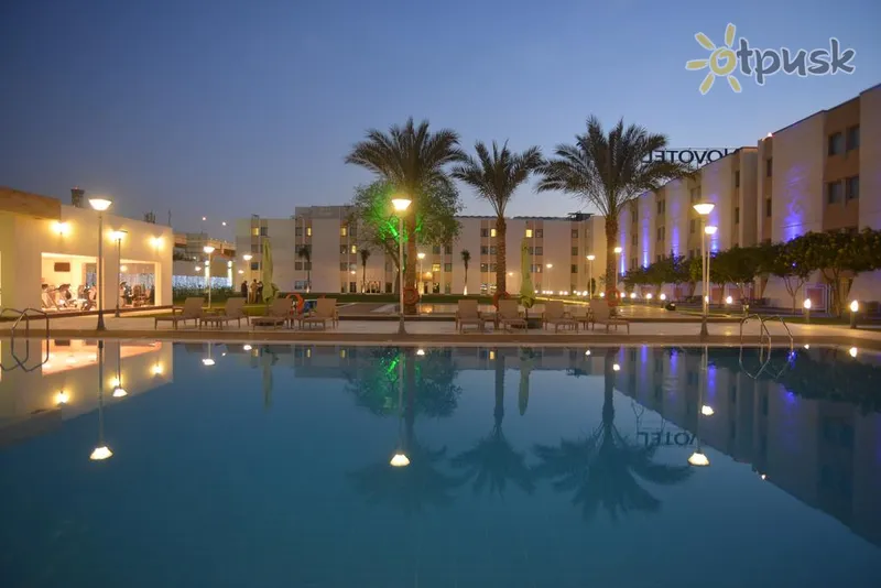 Фото отеля Novotel Cairo Airport 4* Каїр Єгипет екстер'єр та басейни