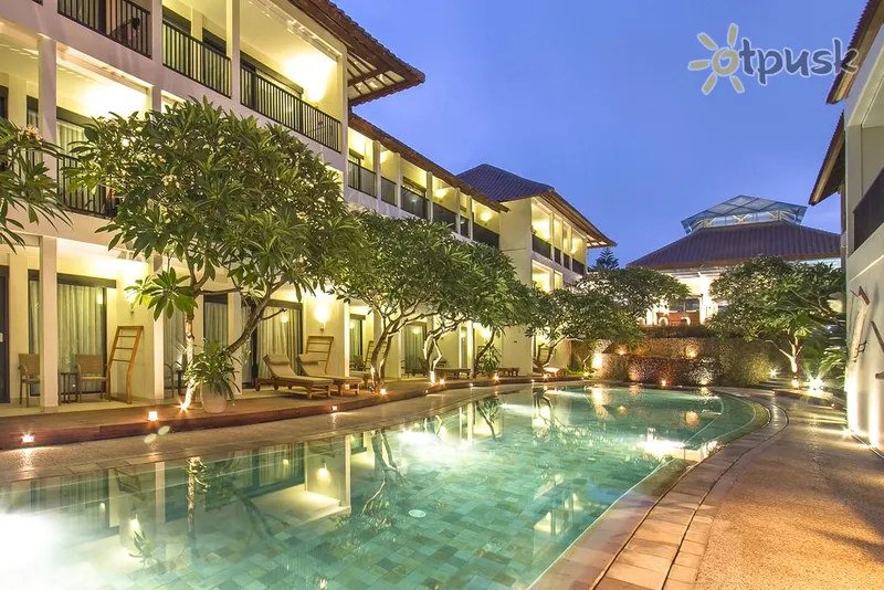 Фото отеля Away Bali Legian Camakila Resort 4* Kuta (Balis) Indonezija išorė ir baseinai