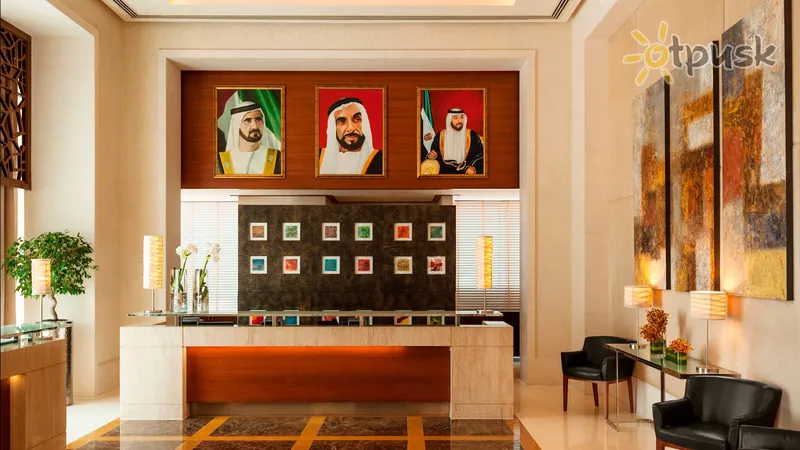 Фото отеля Four Points by Sheraton Sheikh Zayed Road 4* Дубай ОАЭ лобби и интерьер