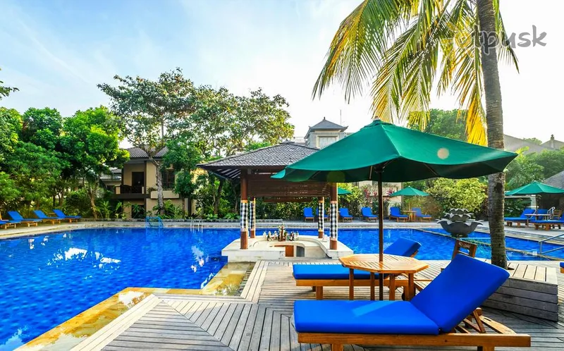 Фото отеля Risata Bali Resort & Spa 4* Кута (о. Бали) Индонезия экстерьер и бассейны