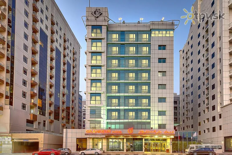 Фото отеля Grandeur Hotel 4* Dubajus JAE išorė ir baseinai