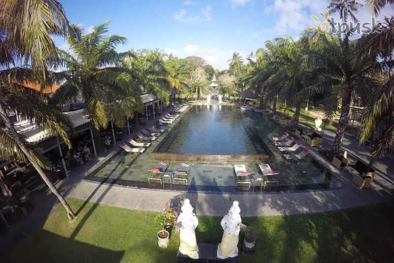 Фото отеля Segara Village Hotel 4* Санур (о. Балі) Індонезія екстер'єр та басейни