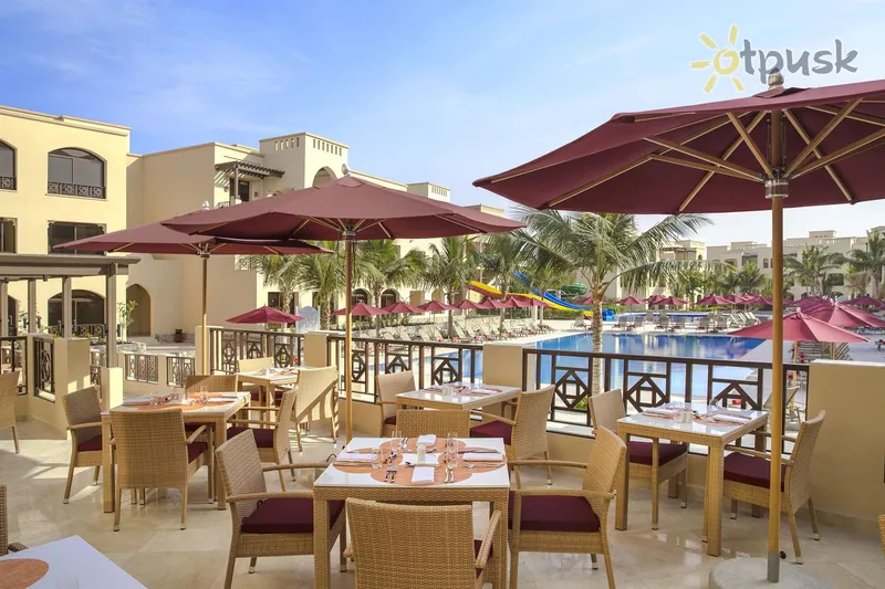 Фото отеля The Village at The Cove Rotana Resort 5* Рас Аль-Хайма ОАЭ бары и рестораны