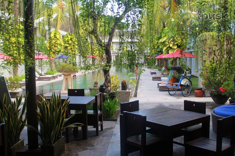 Фото отеля The Oasis Kuta 3* Kuta (Bali) Indonēzija bāri un restorāni