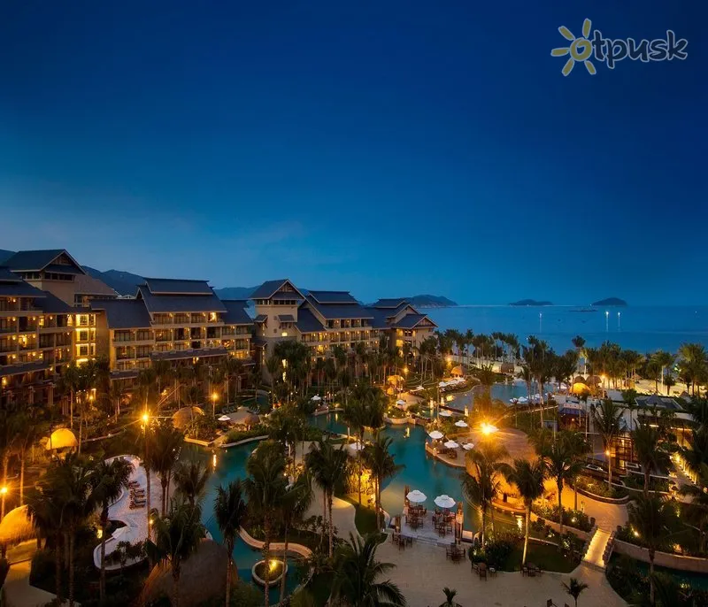 Фото отеля Hilton Sanya Resort & Spa 5* par. Hainana Ķīna ārpuse un baseini