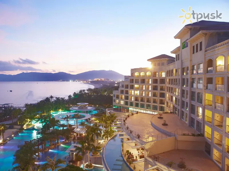 Фото отеля Ocean View Resort Yalong Bay 5* о. Хайнань Китай экстерьер и бассейны