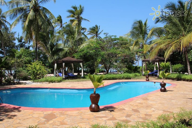 Фото отеля Anna Of Zanzibar 5* Донгве Танзания экстерьер и бассейны