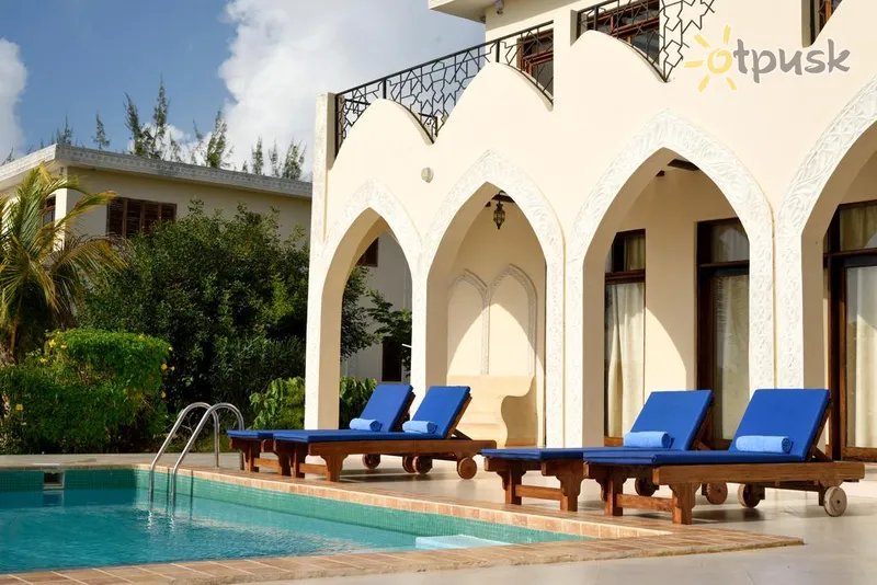 Фото отеля Serenity Villa 4* Паже Танзания экстерьер и бассейны