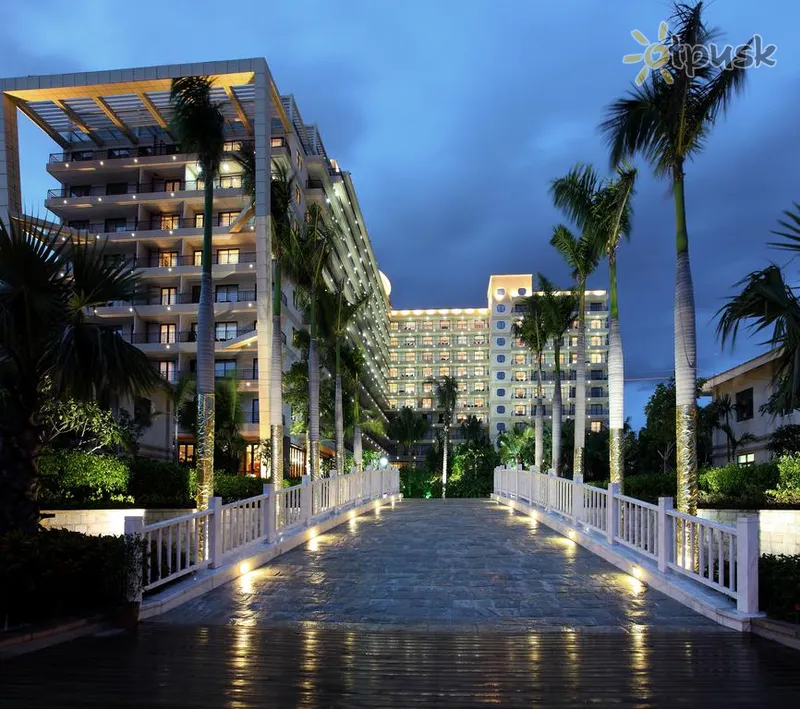 Фото отеля La Costa Seaside Resort Hotel Sanya 5* о. Хайнань Китай екстер'єр та басейни