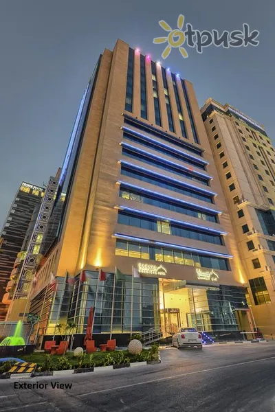 Фото отеля Saraya Corniche Hotel 5* Доха Катар екстер'єр та басейни