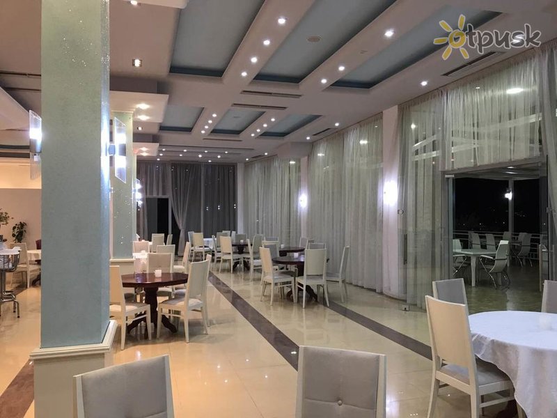 Фото отеля Envi Hotel 3* Влера Албания бары и рестораны