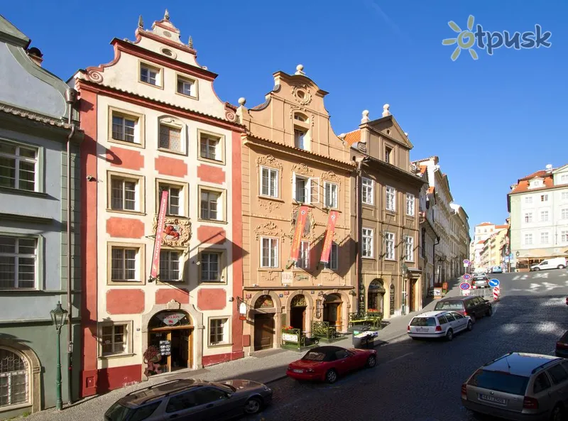 Фото отеля Red Lion Hotel 4* Прага Чехия экстерьер и бассейны