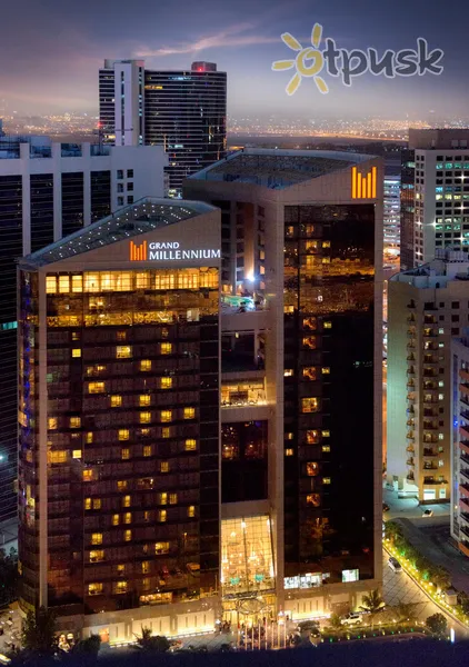 Фото отеля Grand Millennium Dubai 5* Dubajus JAE išorė ir baseinai