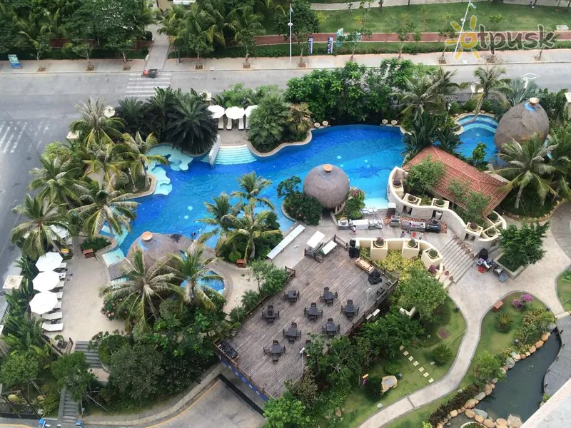 Фото отеля Sheraton Sanya Bay Resort 5* о. Хайнань Китай экстерьер и бассейны