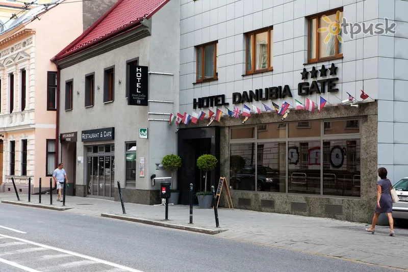 Фото отеля Danubia Gate 4* Братислава Словакия экстерьер и бассейны
