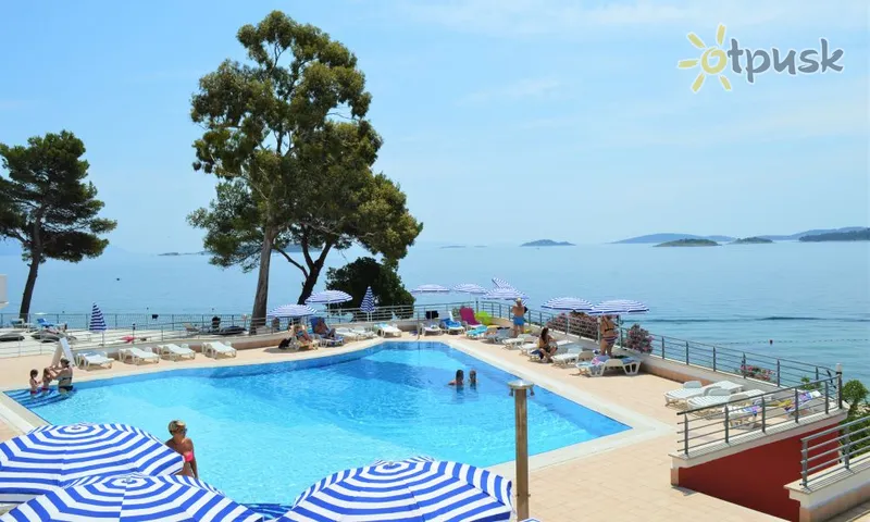 Фото отеля Depandanse Bellevue 3* Orebic Horvātija ārpuse un baseini