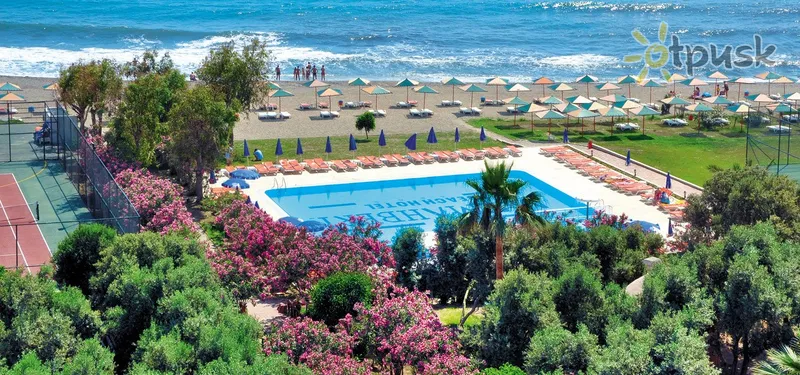 Фото отеля M.C. Mahberi Beach Hotel 4* Alanija Turkija išorė ir baseinai