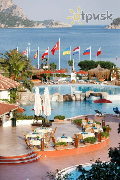 Фото отеля Marti Resort Deluxe Hotel 5* Marmarisa Turcija ārpuse un baseini