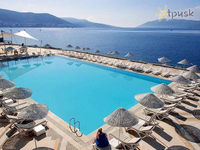 Фото отеля La Quinta by Wyndham Bodrum 4* Бодрум Туреччина екстер'єр та басейни