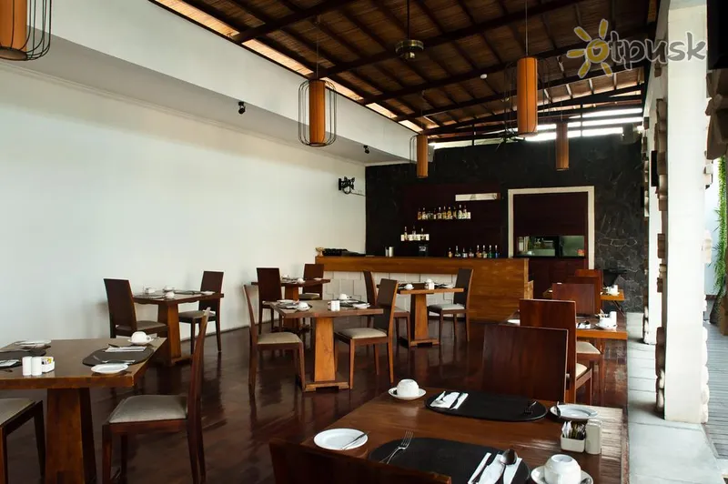 Фото отеля The Wolas Villa & Spa 5* Seminjaka (Bali) Indonēzija bāri un restorāni